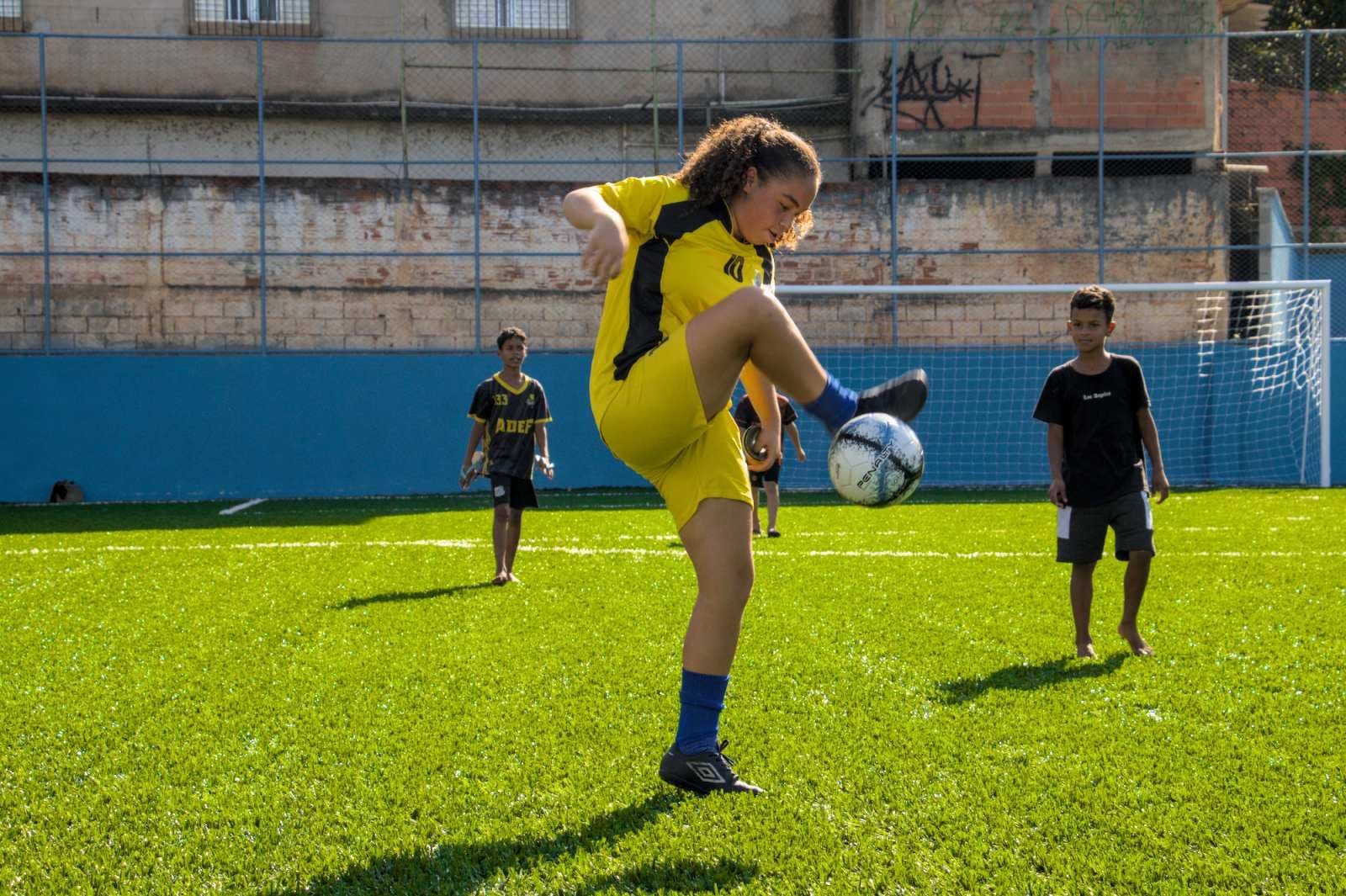 /uploads/futebol_feminino_182112c9ed.jpg